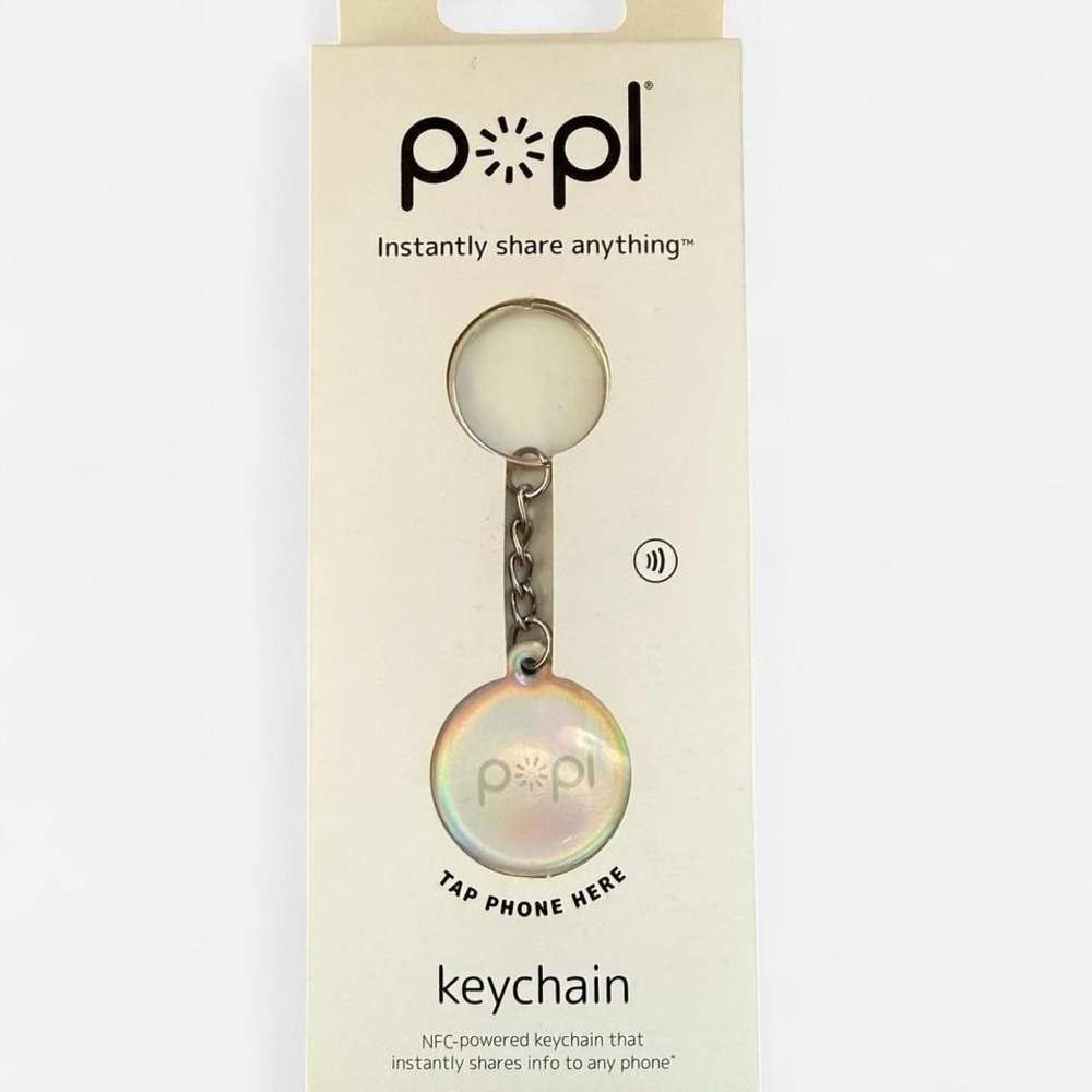 Popl Keychain - Instantly Share Your Social Media, Contact Info, Websites - NEW